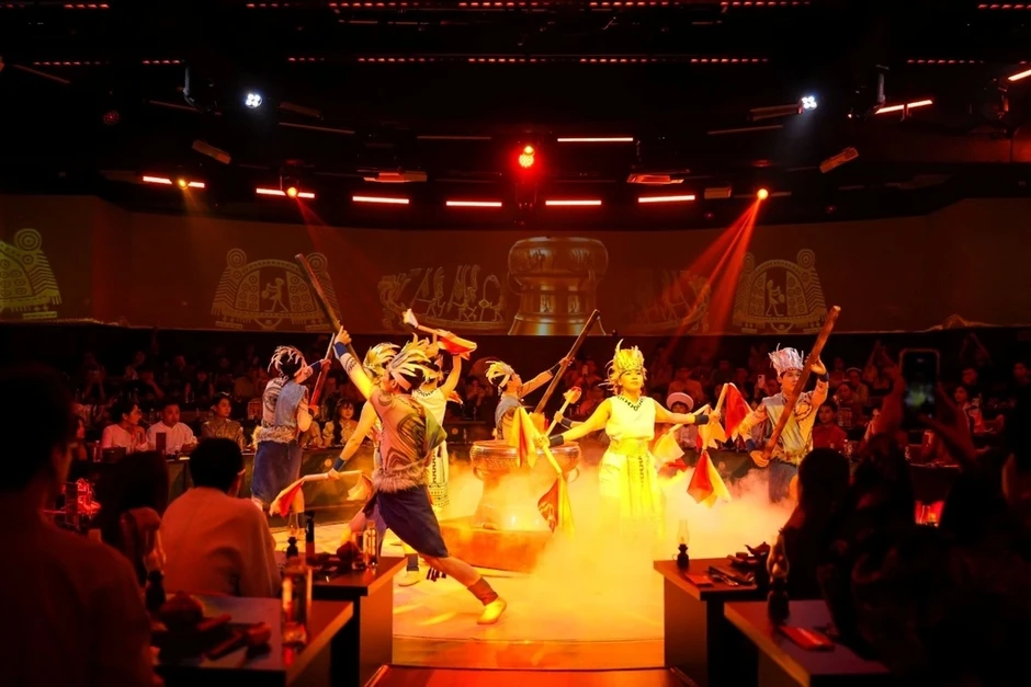 VietCharm đổi tên thành 'Loaloa Show', ra mắt chương trình mới