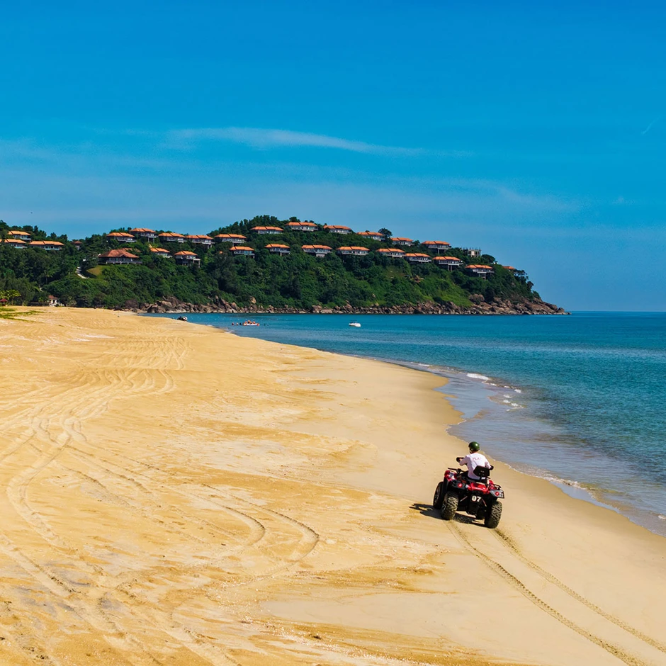 Vịnh Lăng Cô: Thiên đường biển đẹp nhất Việt Nam Vịnh Lăng Cô: Thiên đường biển đẹp nhất Việt Nam