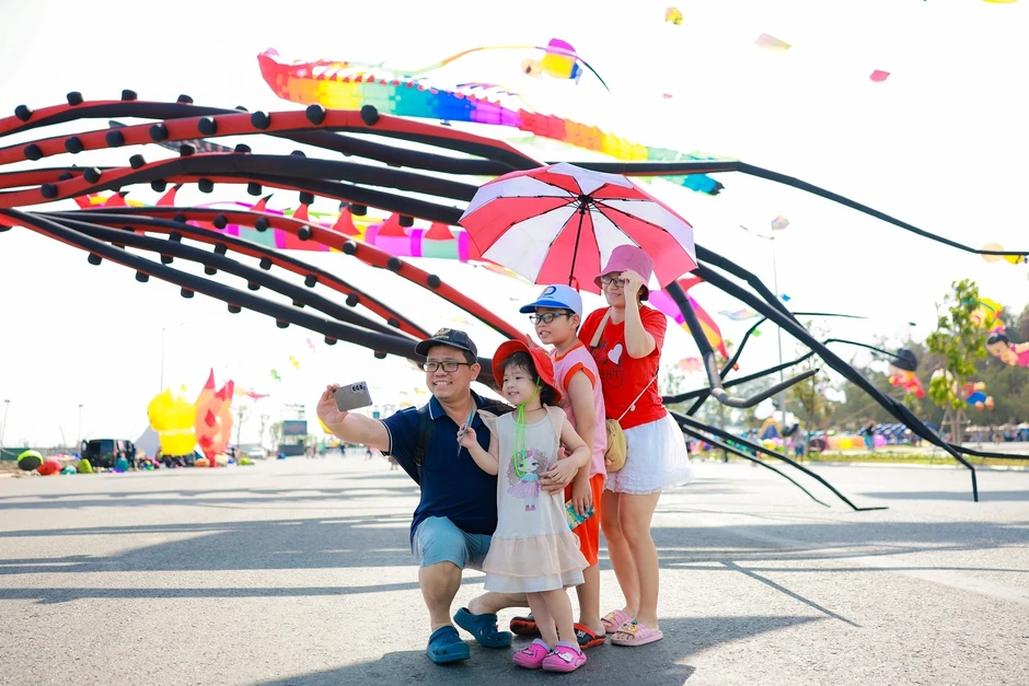 Vinhomes Green Paradise đón gần 15.000 khách với lễ hội Paradise Summer Fest Vinhomes Green Paradise đón gần 15.000 khách với lễ hội Paradise Summer Fest