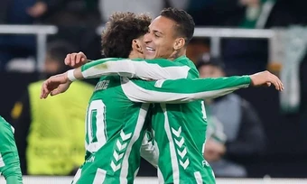 Antony giúp Betis thắng ở Europa League
