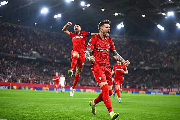 Aston Villa đối đầu Freiburg ở chung kết Europa League Aston Villa đối đầu Freiburg ở chung kết Europa League