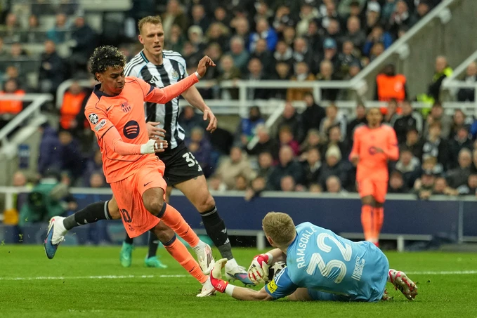 Barca vs Newcastle: ‘Pháo đài’ Camp Nou và cái dớp của người Anh Barca vs Newcastle: ‘Pháo đài’ Camp Nou và cái dớp của người Anh