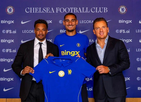 Chelsea ra mắt tân binh Maxence Lacroix với giá 52 triệu bảng Chelsea ra mắt tân binh Maxence Lacroix với giá 52 triệu bảng
