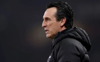 Emery khẳng định Aston Villa chưa dừng lại ở tứ kết