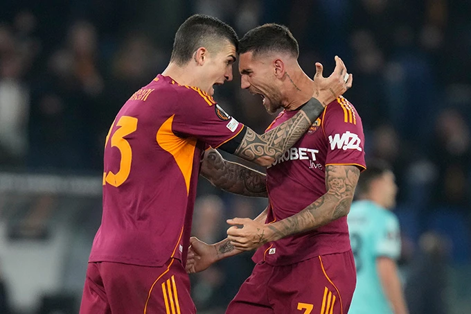 Europa League: Aston Villa, Nottingham, Porto, Betis vào tứ kết Europa League: Aston Villa, Nottingham, Porto, Betis vào tứ kết