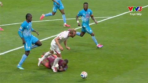 Harry Kane và tuyển Anh bị 'cướp trắng' một quả phạt 11m? Harry Kane và tuyển Anh bị 'cướp trắng' một quả phạt 11m?