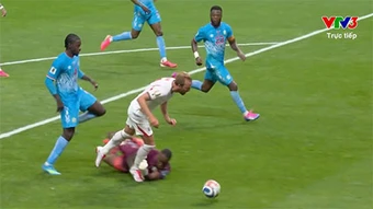 Harry Kane và tuyển Anh bị 'cướp trắng' một quả phạt 11m?