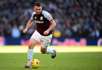 HLV Bologna e ngại sự biến ảo của John McGinn
