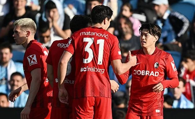 Nhấn chìm Celta Vigo, Freiburg vào bán kết Europa League Nhấn chìm Celta Vigo, Freiburg vào bán kết Europa League