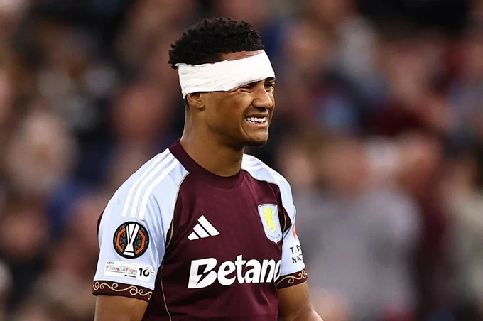 Ollie Watkins dính chấn thương kinh hoàng trong chiến thắng của Aston Villa Ollie Watkins dính chấn thương kinh hoàng trong chiến thắng của Aston Villa