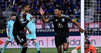 Tứ kết Europa League: Aston Villa thăng hoa, Real Betis thoát thua may mắn