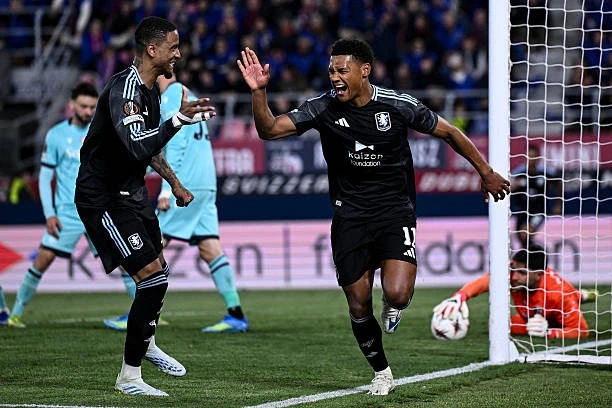 Tứ kết Europa League: Aston Villa thăng hoa, Real Betis thoát thua may mắn Tứ kết Europa League: Aston Villa thăng hoa, Real Betis thoát thua may mắn