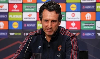 Unai Emery khiêm tốn phủ nhận danh xưng vua Europa League