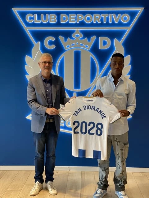 Yan Diomande, đằng sau màn đổi đời ở Real Madrid là cuộc chiến pháp lý