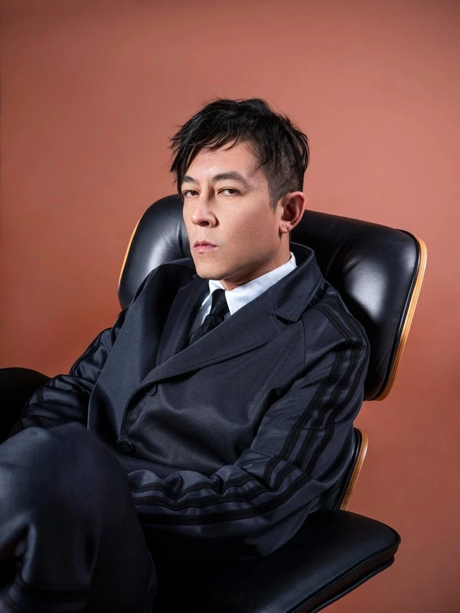 "Badboy khét tiếng" gầy rộc già chát gây sốc, vì 1.300 tấm ảnh mà vĩnh viễn bị showbiz "cấm cửa" "Badboy khét tiếng" gầy rộc già chát gây sốc, vì 1.300 tấm ảnh mà vĩnh viễn bị showbiz "cấm cửa"