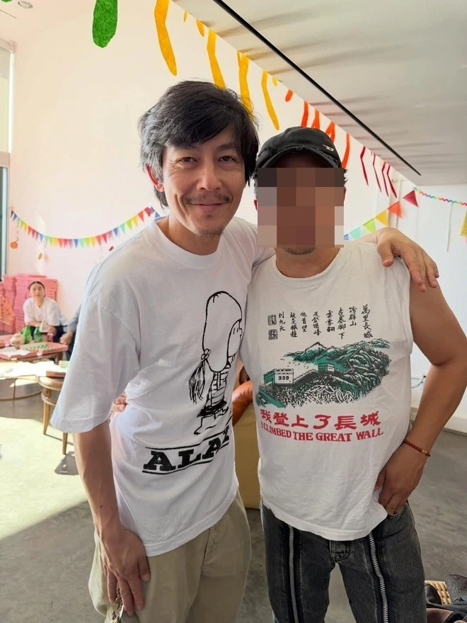 "Badboy khét tiếng" gầy rộc già chát gây sốc, vì 1.300 tấm ảnh mà vĩnh viễn bị showbiz "cấm cửa" "Badboy khét tiếng" gầy rộc già chát gây sốc, vì 1.300 tấm ảnh mà vĩnh viễn bị showbiz "cấm cửa"