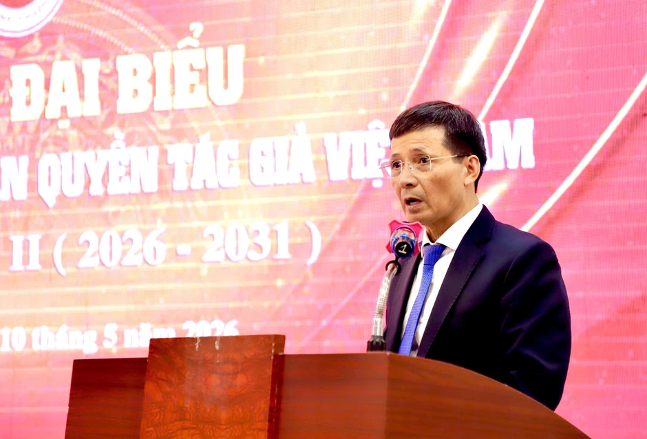 "Bảo vệ quyền chưa đủ để hình thành một ngành công nghiệp văn hóa mạnh” "Bảo vệ quyền chưa đủ để hình thành một ngành công nghiệp văn hóa mạnh”