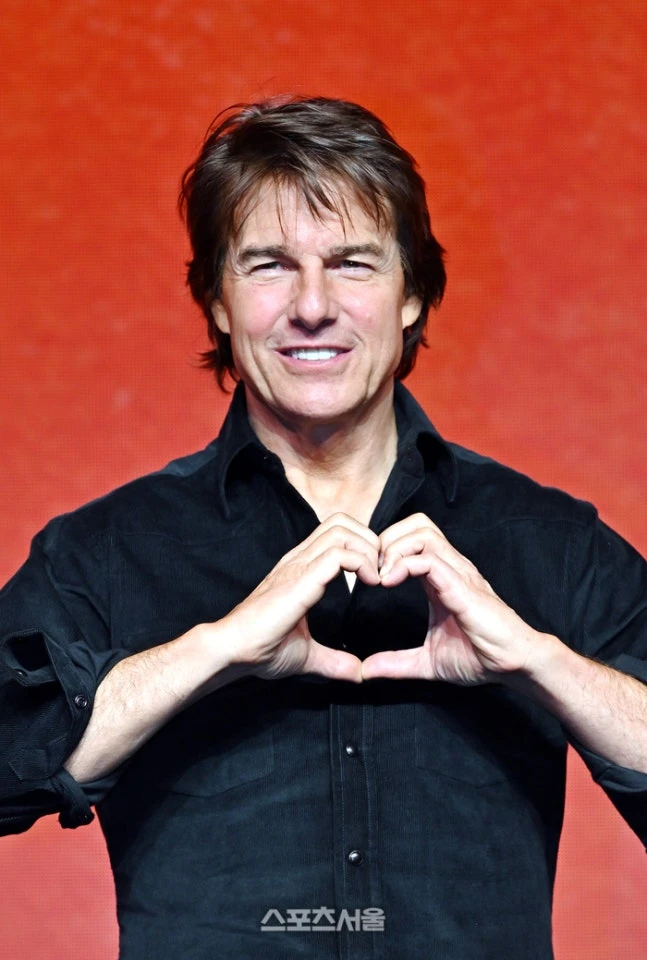 "Bắt gọn" Tom Cruise hẹn hò ở sông Hàn? "Bắt gọn" Tom Cruise hẹn hò ở sông Hàn?