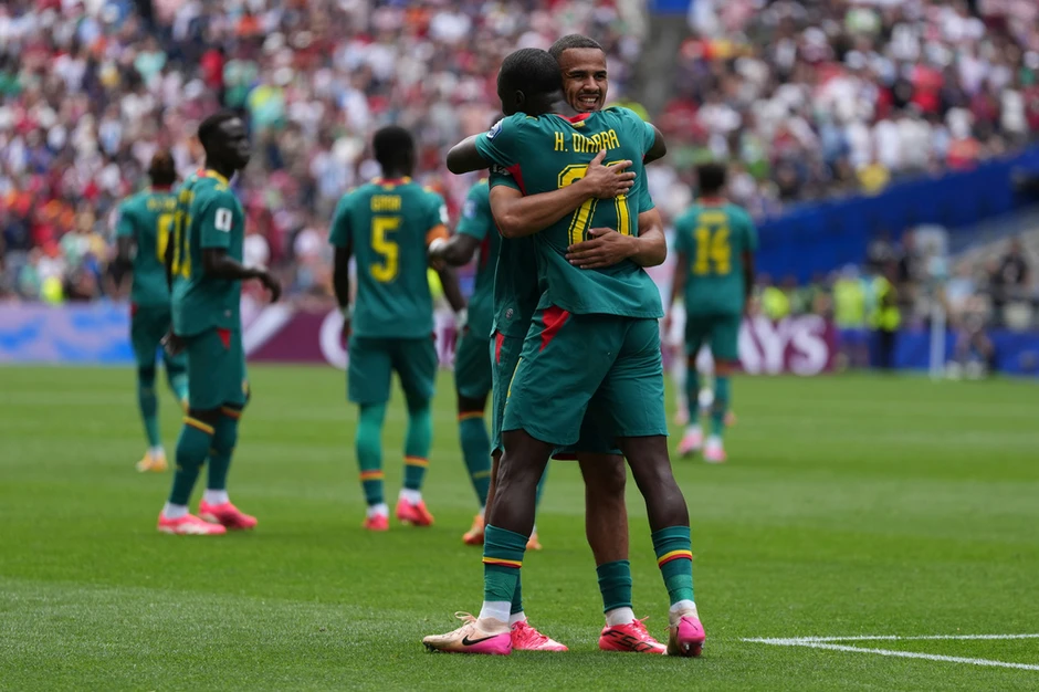 "Bi kịch" FIFA World Cup 2026™: ĐT Senegal làm nền cho màn ngược dòng kinh điển của ĐT Bỉ "Bi kịch" FIFA World Cup 2026™: ĐT Senegal làm nền cho màn ngược dòng kinh điển của ĐT Bỉ