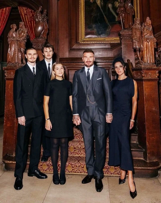 "Bố luôn yêu con": Thông điệp nghẹn lòng của David Beckham gửi con trai "Bố luôn yêu con": Thông điệp nghẹn lòng của David Beckham gửi con trai