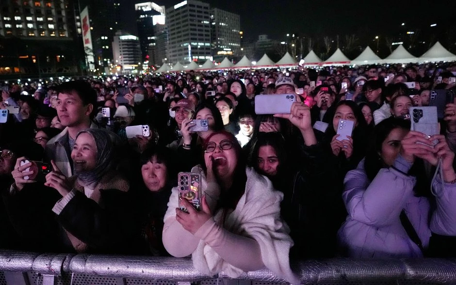"BTS: The Comeback Live" đứng đầu BXH Netflix tại 77 quốc gia "BTS: The Comeback Live" đứng đầu BXH Netflix tại 77 quốc gia