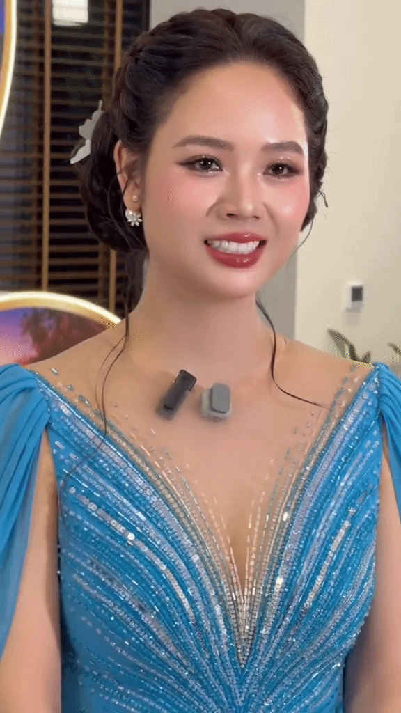 "Chánh cung" đầu tiên của Việt Nam đi thi quốc tế, nhan sắc sau 24 năm gây ngỡ ngàng