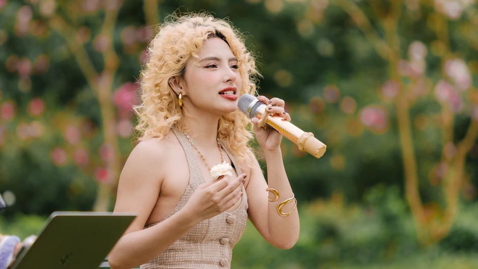 "Chuyến xe âm nhạc xanh" - Tập 1: Các nghệ sĩ trẻ hát vang giữa rừng Ba Vì "Chuyến xe âm nhạc xanh" - Tập 1: Các nghệ sĩ trẻ hát vang giữa rừng Ba Vì