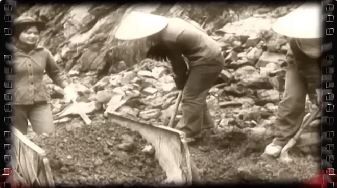 "Điểm cuối con đường huyền thoại": Theo dấu những người làm nên lịch sử "Điểm cuối con đường huyền thoại": Theo dấu những người làm nên lịch sử
