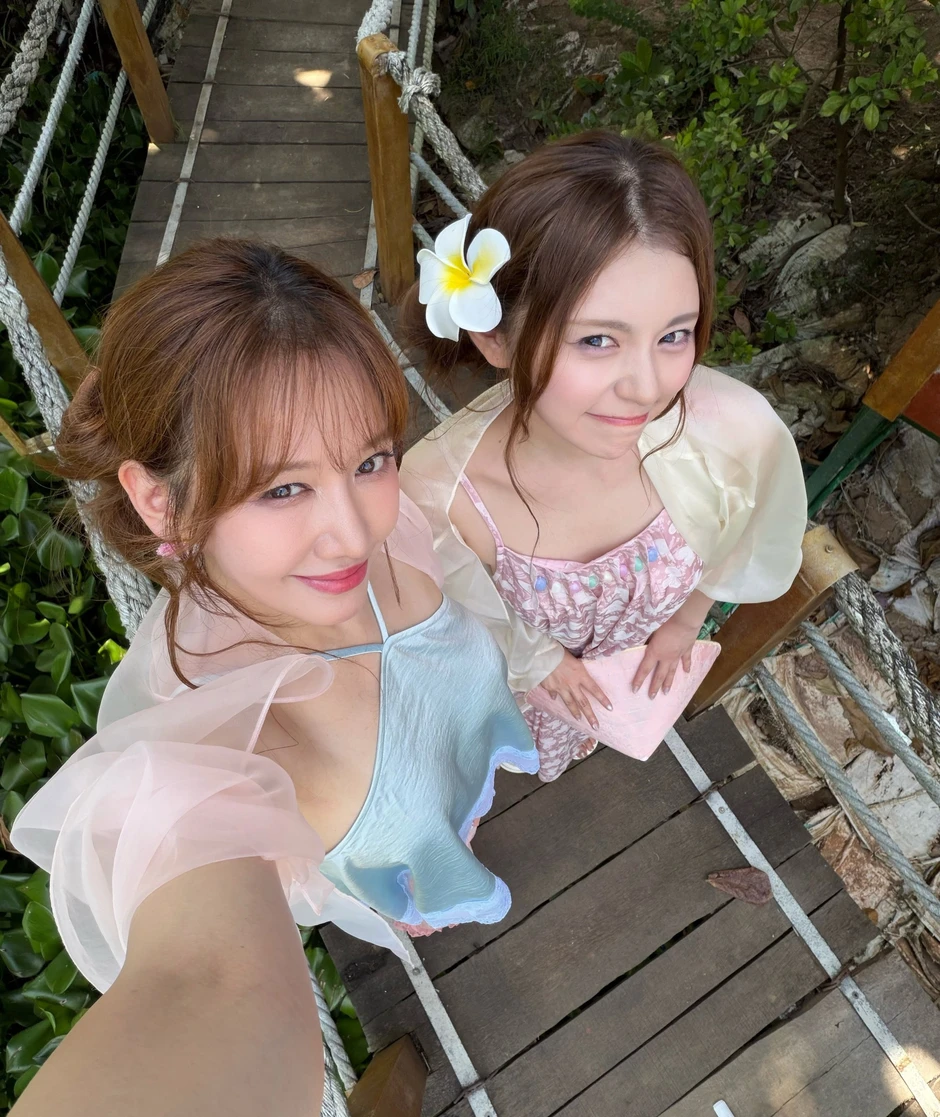 "Em gái" Hari Won - mỹ nhân liên tục được Rolls-Royce 40 tỷ đưa đón: Visual chuẩn idol từng được Noo Phước Thịnh để ý "Em gái" Hari Won - mỹ nhân liên tục được Rolls-Royce 40 tỷ đưa đón: Visual chuẩn idol từng được Noo Phước Thịnh để ý