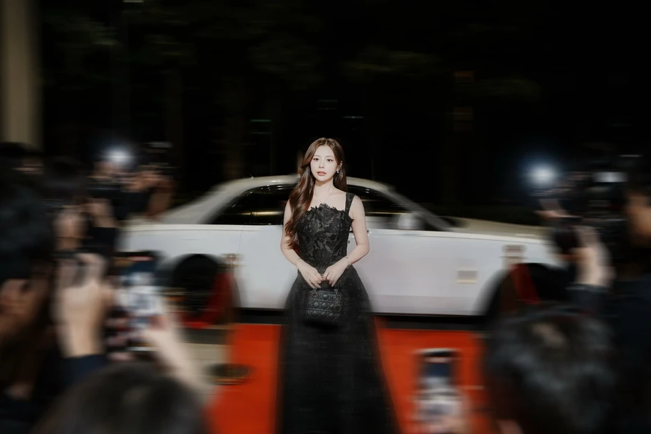 "Em gái" Hari Won - mỹ nhân liên tục được Rolls-Royce 40 tỷ đưa đón: Visual chuẩn idol từng được Noo Phước Thịnh để ý "Em gái" Hari Won - mỹ nhân liên tục được Rolls-Royce 40 tỷ đưa đón: Visual chuẩn idol từng được Noo Phước Thịnh để ý