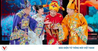 "Gặp nhau cuối năm" trở lại với tiểu phẩm “Hái hoa dân chủ”