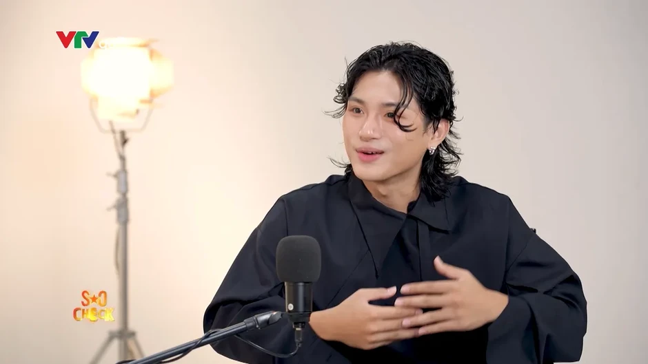 "Hoàng tử nhạc số" GREY D tiết lộ sự thật về 2 năm "ở ẩn" để... tìm chỗ ăn ngon và hồi sinh "Hoàng tử nhạc số" GREY D tiết lộ sự thật về 2 năm "ở ẩn" để... tìm chỗ ăn ngon và hồi sinh