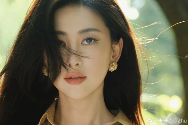 "Mỹ nhân 8 lần lọt top đẹp nhất thế giới" không ngờ cũng có ngày này "Mỹ nhân 8 lần lọt top đẹp nhất thế giới" không ngờ cũng có ngày này