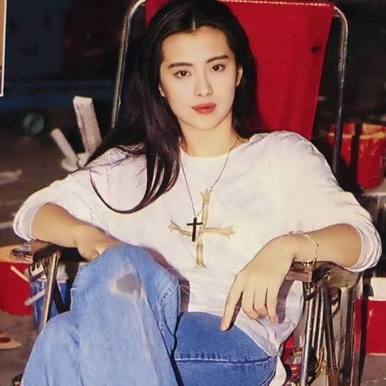 "Ngọc nữ đẹp khuynh đảo châu Á" tháo chạy khỏi showbiz nay đi châm cứu massage kiếm tiền, nhan sắc xuống cấp khó tin