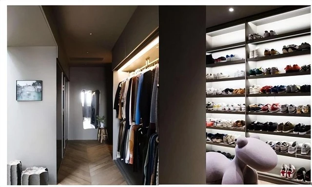 "Người đàn ông có gu nhất Bắc Kinh" Tỉnh Bách Nhiên: Trong nhà ngập đồ hiệu, món decor nhỏ xíu cũng có giá 9 chữ số "Người đàn ông có gu nhất Bắc Kinh" Tỉnh Bách Nhiên: Trong nhà ngập đồ hiệu, món decor nhỏ xíu cũng có giá 9 chữ số