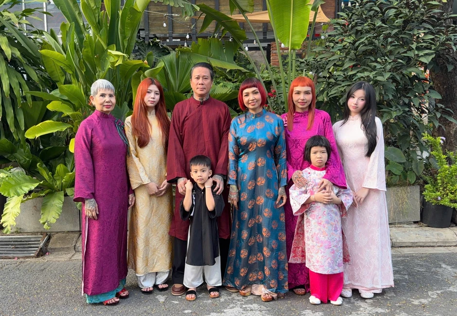"Trùm cuối" phim nạn buôn người gây sốt, ngoài đời viên mãn bên vợ và 3 con "Trùm cuối" phim nạn buôn người gây sốt, ngoài đời viên mãn bên vợ và 3 con