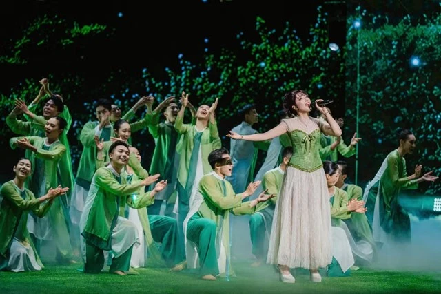 “True Concert - Tình Đất” - Danh ca Bảo Yến và dàn nghệ sĩ trẻ kể câu chuyện thiên nhiên bằng âm nhạc (VTV1, 20h, 31/5) “True Concert - Tình Đất” - Danh ca Bảo Yến và dàn nghệ sĩ trẻ kể câu chuyện thiên nhiên bằng âm nhạc (VTV1, 20h, 31/5)