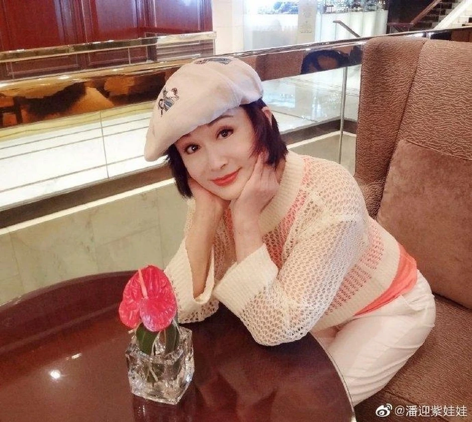“Võ Tắc Thiên đẹp nhất màn ảnh” gây sốt với sắc vóc tuổi 77 “Võ Tắc Thiên đẹp nhất màn ảnh” gây sốt với sắc vóc tuổi 77