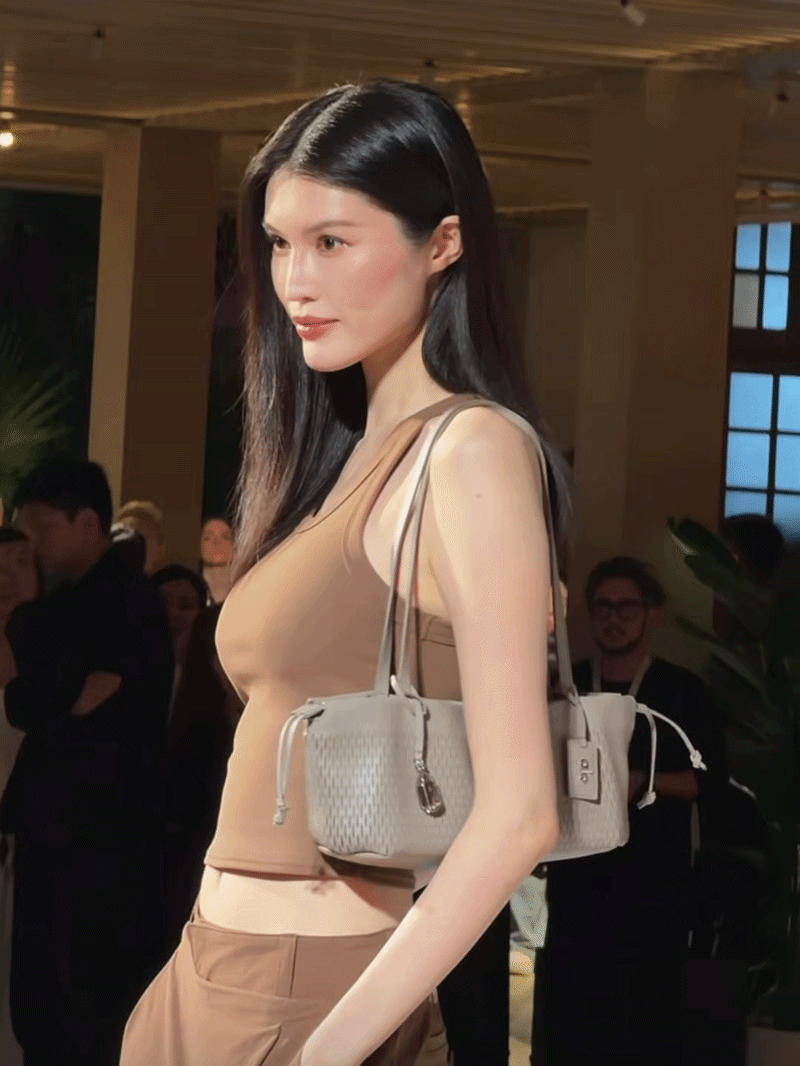 0 điểm nào chê được nàng thơ giấu cả nước sinh con trai cùng chủ tịch nổi tiếng showbiz 0 điểm nào chê được nàng thơ giấu cả nước sinh con trai cùng chủ tịch nổi tiếng showbiz