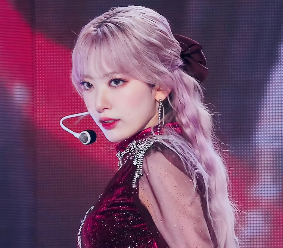 3 đời gái Nhật xinh và bốc nhất Kpop