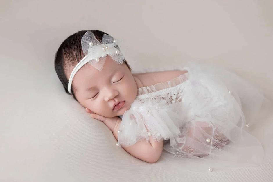 3 nhóc tỳ nhà Hoa hậu Đặng Thu Thảo sinh ra đã ngậm thìa vàng, visual đẹp như thiên thần 3 nhóc tỳ nhà Hoa hậu Đặng Thu Thảo sinh ra đã ngậm thìa vàng, visual đẹp như thiên thần