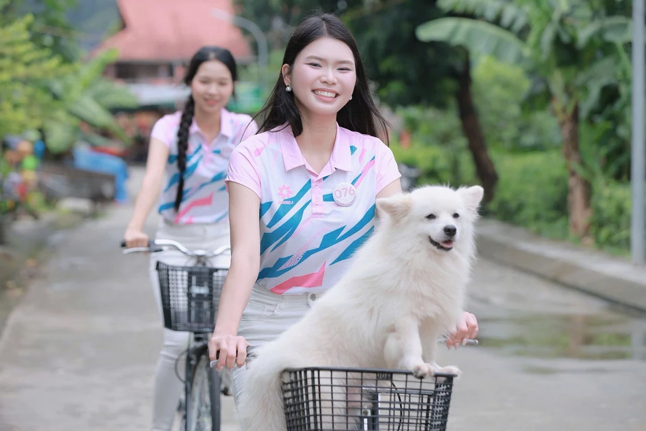 53 cô gái Hoa hậu Việt Nam giữa non nước vịnh Lan Hạ