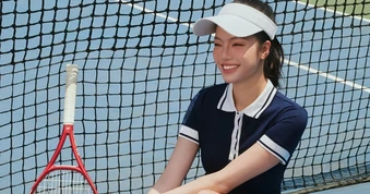 Á hậu Lâm Bích Tuyền ăn chay trường, chơi tennis để giữ dáng