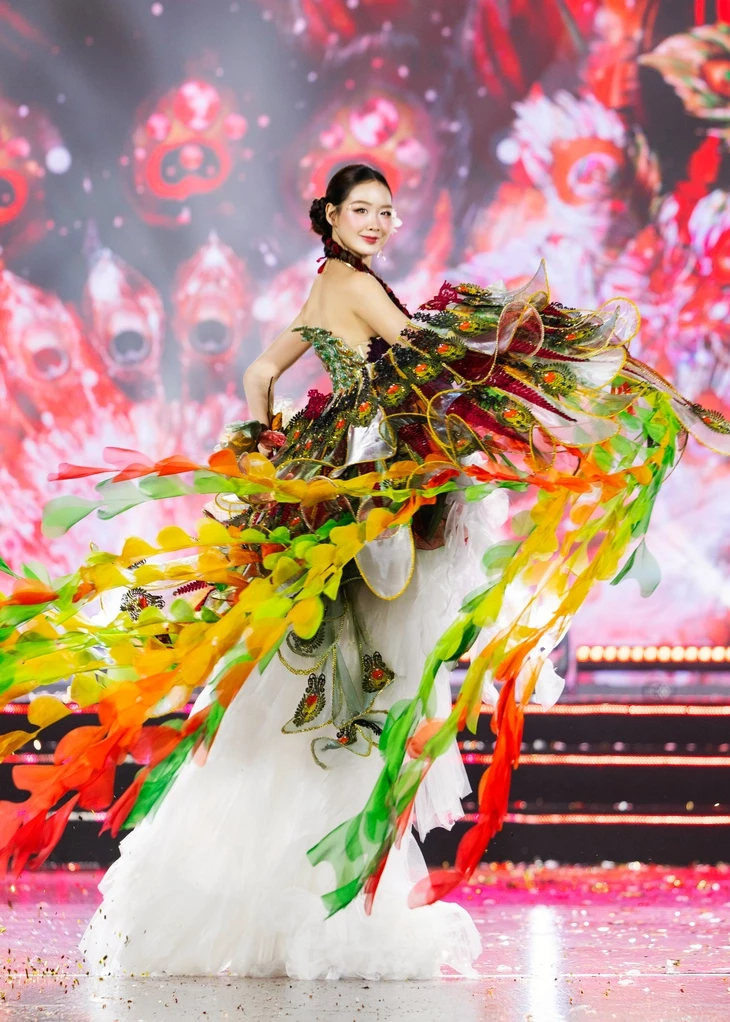 Ai sẽ đoạt vương miện Miss World Vietnam tối 29-3? Ai sẽ đoạt vương miện Miss World Vietnam tối 29-3?