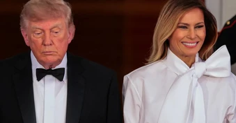 Ẩn ý trang phục của bà Melania khi tiếp đón Chủ tịch Tập Cận Bình và phu nhân