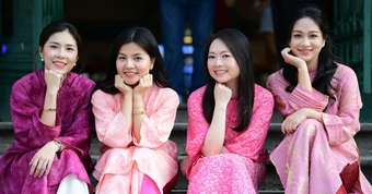 Áo dài không còn trong 'tủ kính bảo tàng'