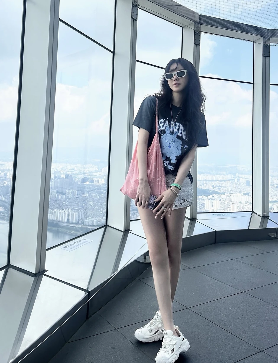 Bà cả Penthouse tập gì để có đôi chân số 11? Bà cả Penthouse tập gì để có đôi chân số 11?