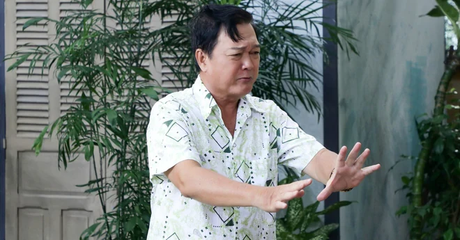 Bạn diễn của Phước Sang nói về cuộc sống thường ngày khi không có vợ con
