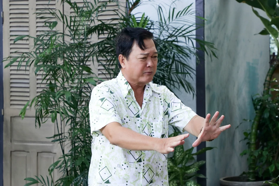 Bạn diễn của Phước Sang nói về cuộc sống thường ngày khi không có vợ con