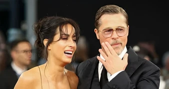 Bạn gái Brad Pitt bị chê